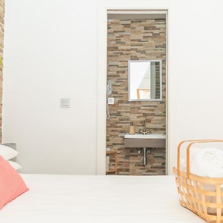 Picnic Dreams Boutique Hostel Малага Екстериор снимка